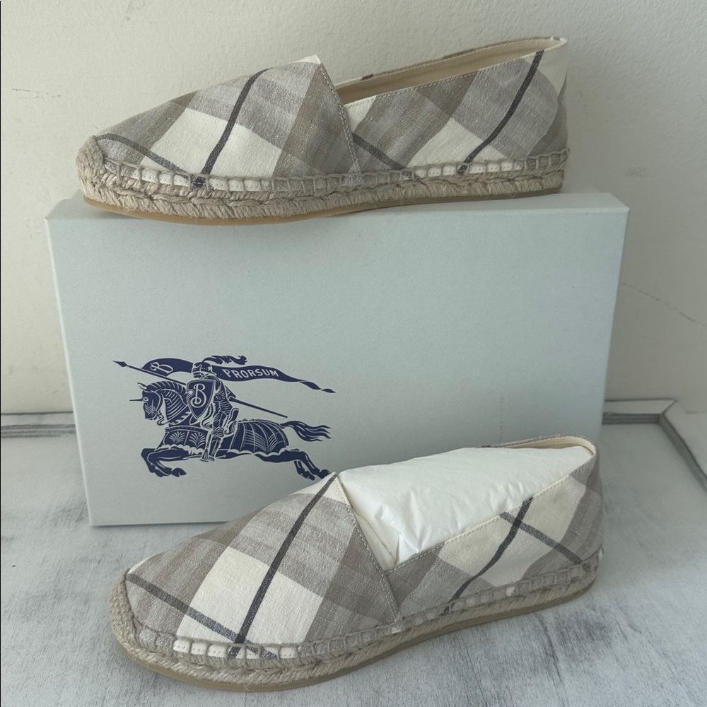 Burberry Mews Check Espadrille Flat Women Cotton Ip Check Grey Beige 9US / 39EU - Picture 7 of 13